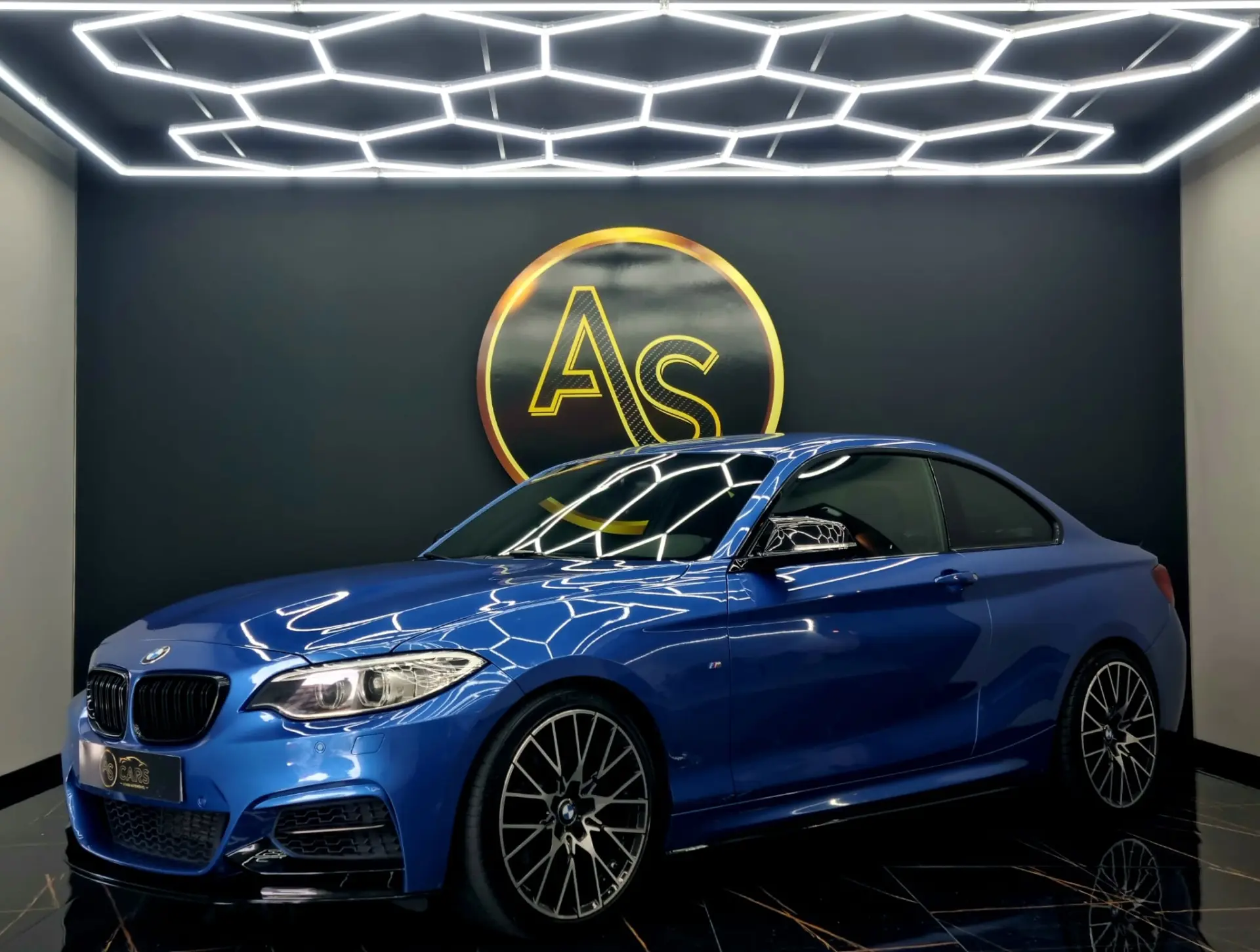 BMW 220 d Pack M Performance 12