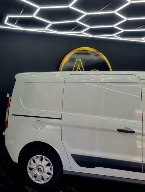 Ford Transit Connect L2 3 Lugares 8
