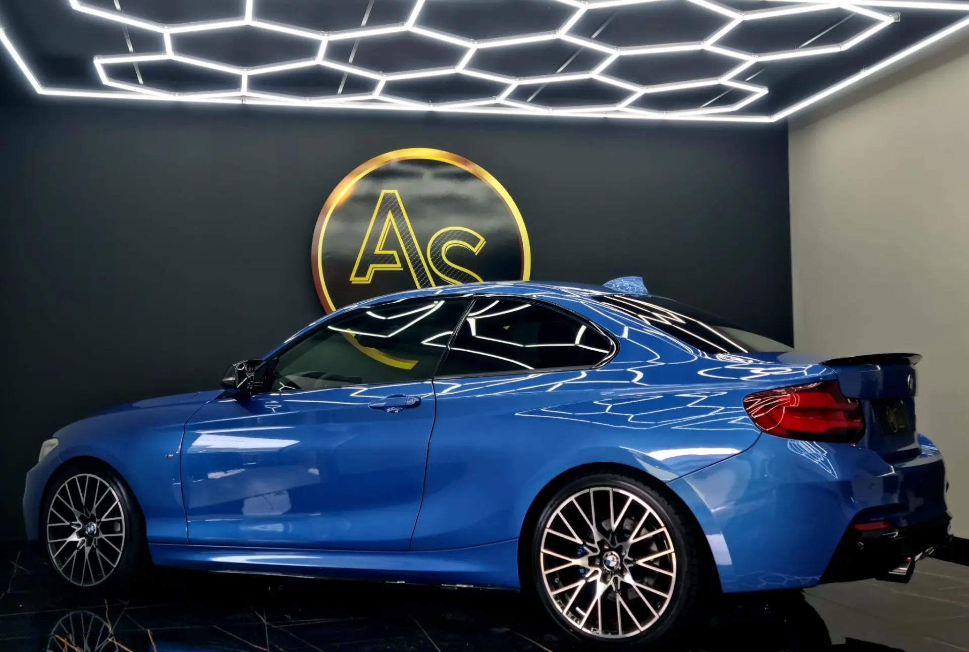 BMW 220 d Pack M Performance 57