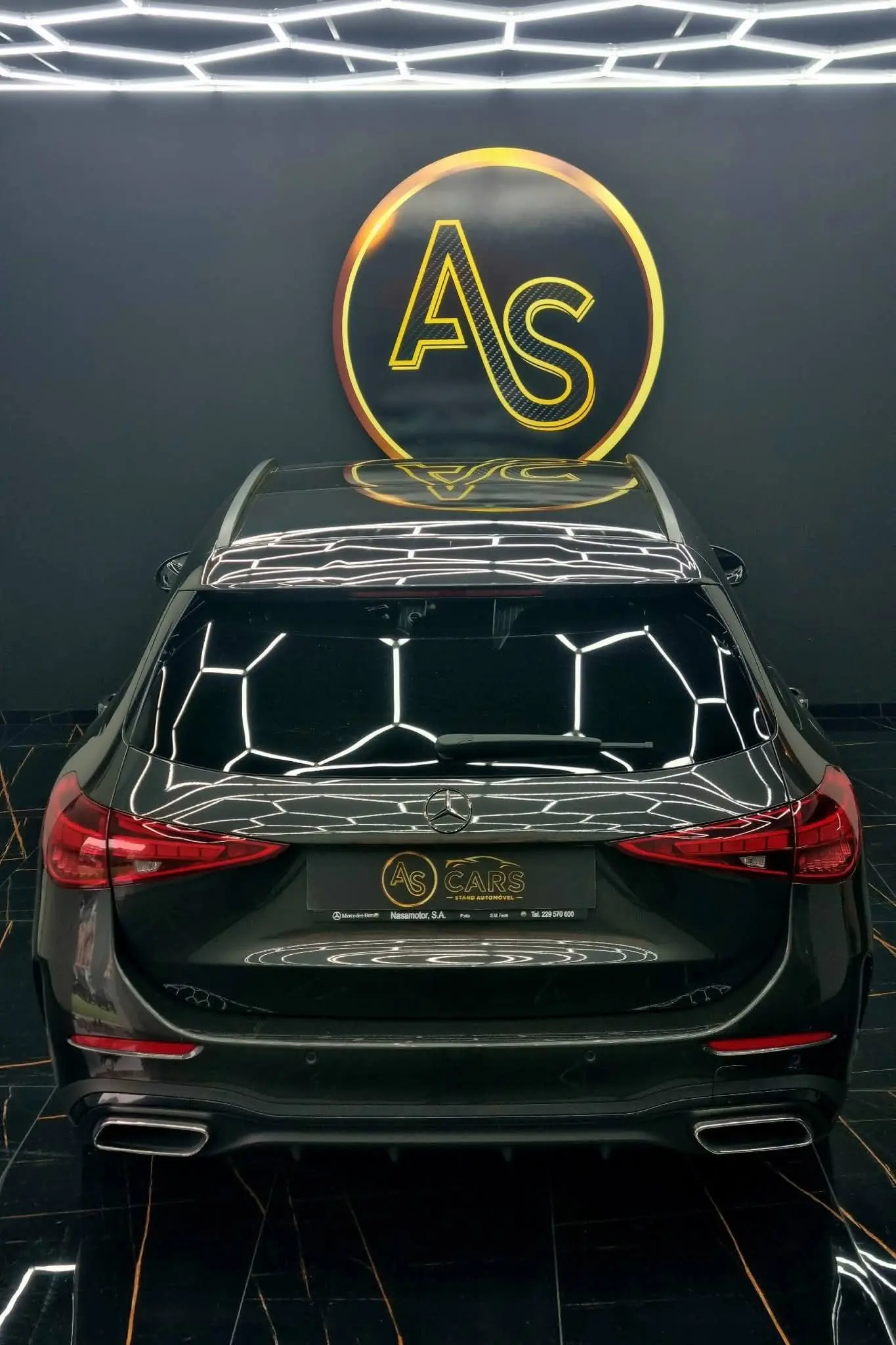 Mercedes-Benz C 300 e AMG Pack Night 40