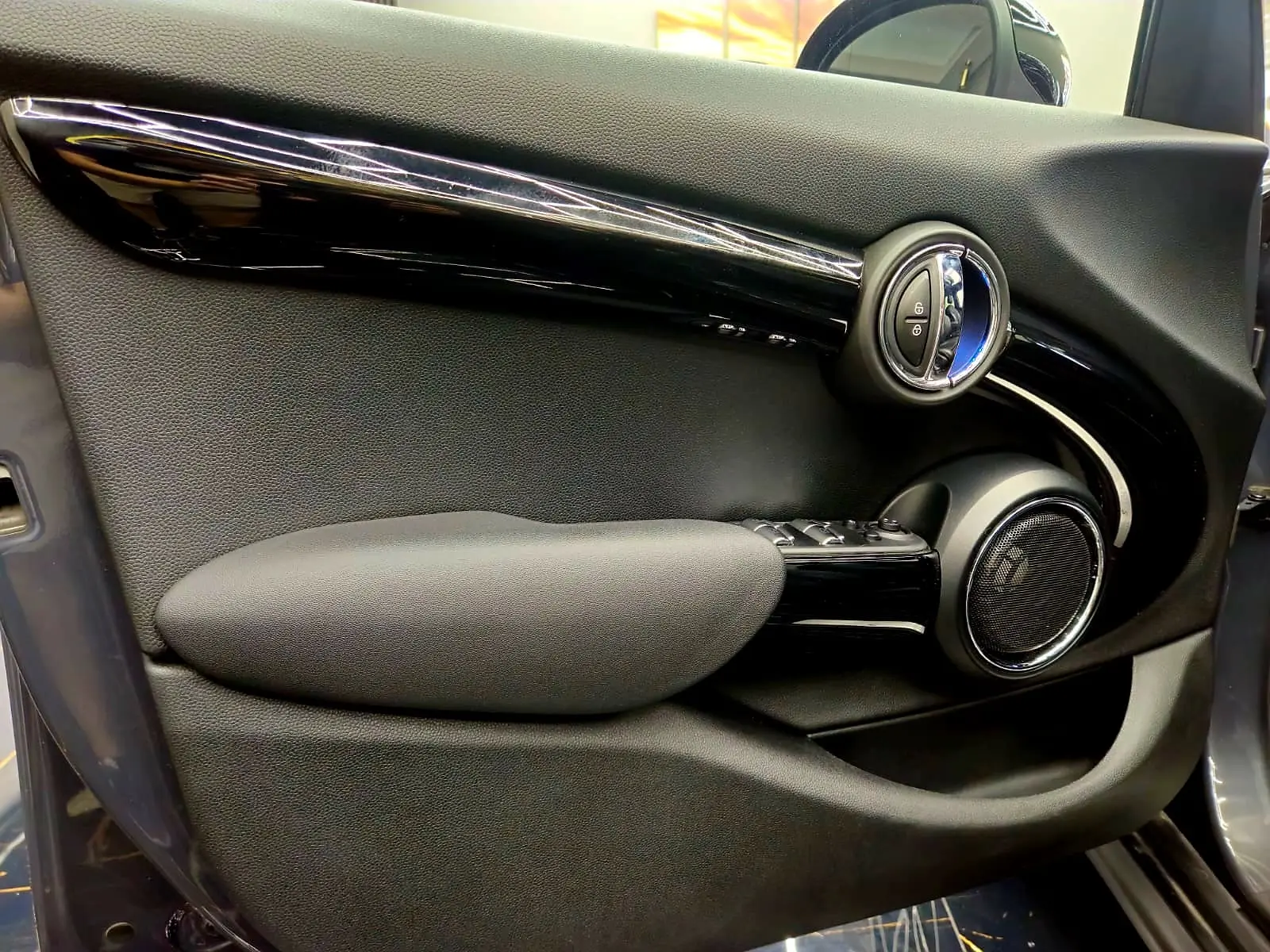 MINI 5 Portas Cooper S Aut. 56