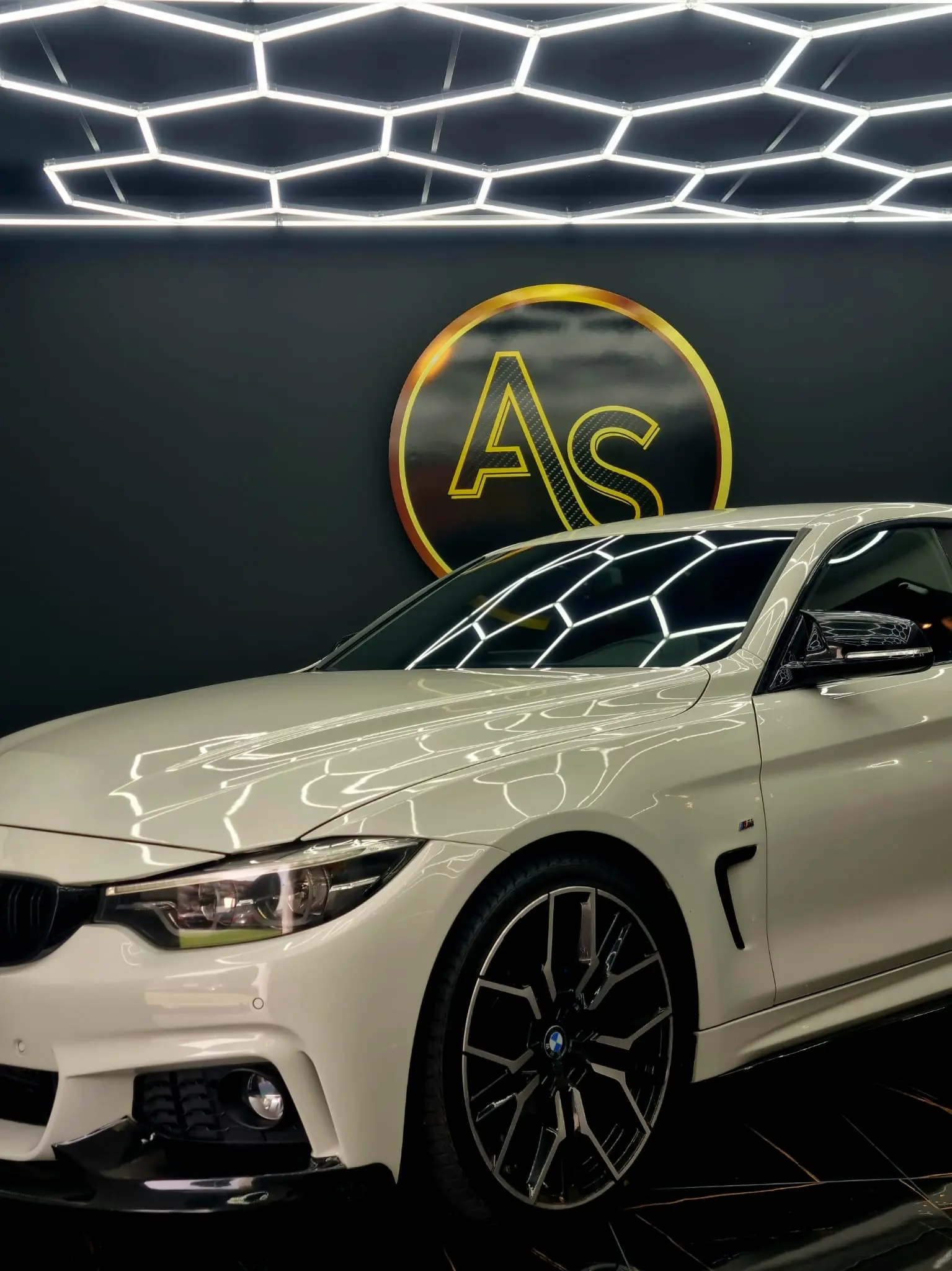 BMW 420 d Pack M Performance 9