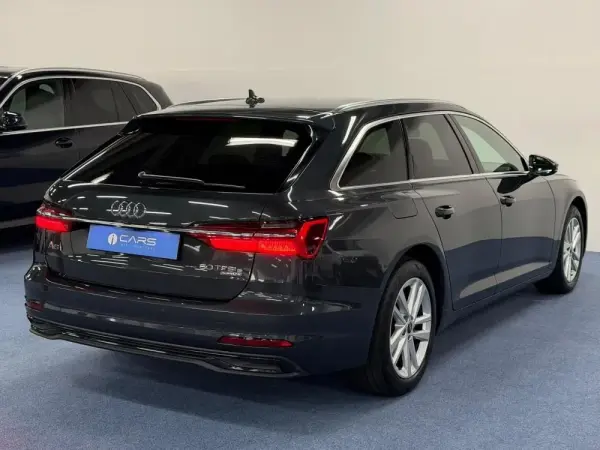 Audi A6 Avant 50 TFSIe quattro S tronic 3