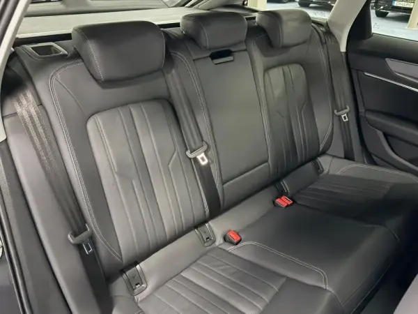 Audi A6 Avant 50 TFSIe quattro S tronic 33