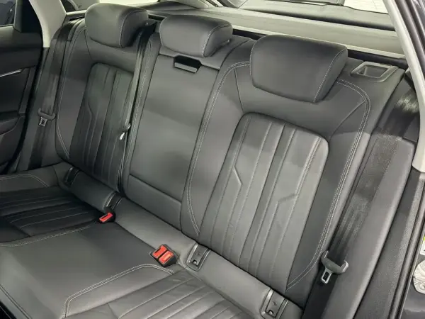 Audi A6 Avant 50 TFSIe quattro S tronic 37