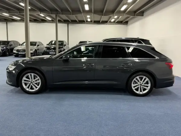 Audi A6 Avant 50 TFSIe quattro S tronic 47