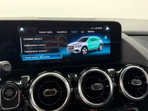 Mercedes-Benz GLA 250 e AMG Line 21