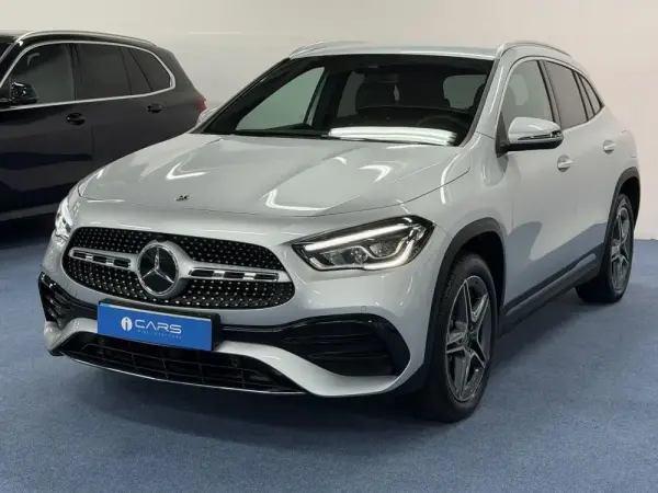 Mercedes-Benz GLA 250 e AMG Line 48