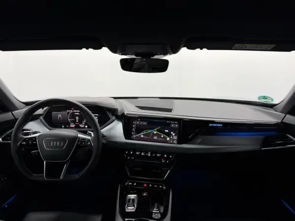 Audi e-tron GT quattro 12