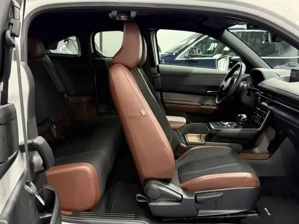 Mazda MX-30 e-Skyactiv Advantage+Vintage Leatherette 43
