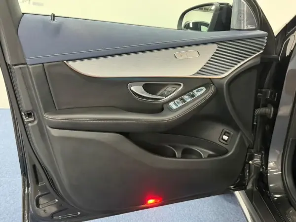 Mercedes-Benz EQC 400 4Matic 37