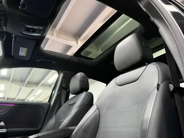 Mercedes-Benz GLA 250 e AMG Line 56