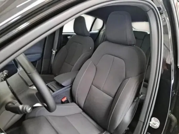 Volvo C40 Recharge Plus 7