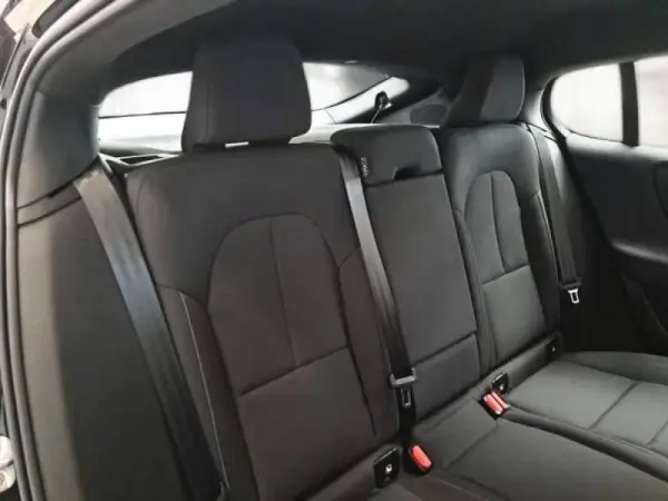 Volvo C40 Recharge Plus 9