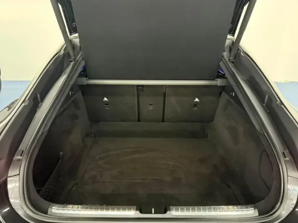 Mercedes-Benz EQS 350 51
