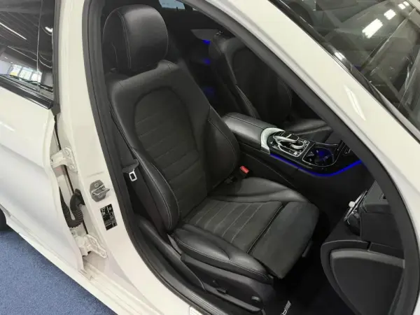 Mercedes-Benz C 200 d AMG Line Aut. 39