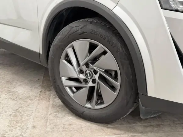 Nissan Qashqai 1.3 DIG-T Advance 6