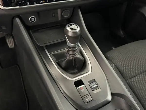 Nissan Qashqai 1.3 DIG-T Advance 21