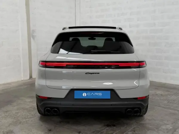 Porsche Cayenne E-Hybrid 2