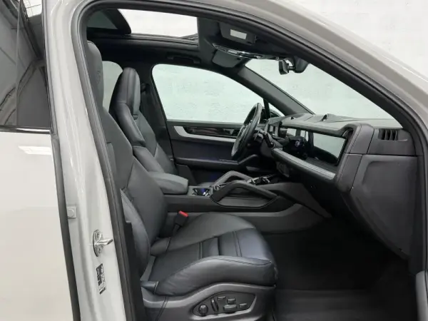 Porsche Cayenne E-Hybrid 31