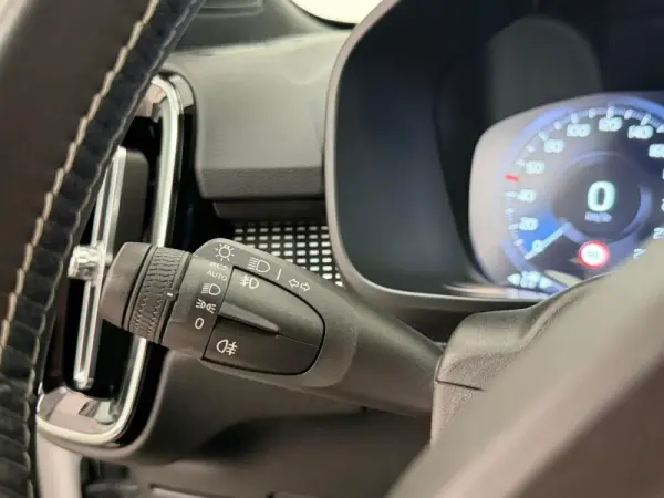 Volvo XC 40 1.5 T4 PHEV R-Design 11
