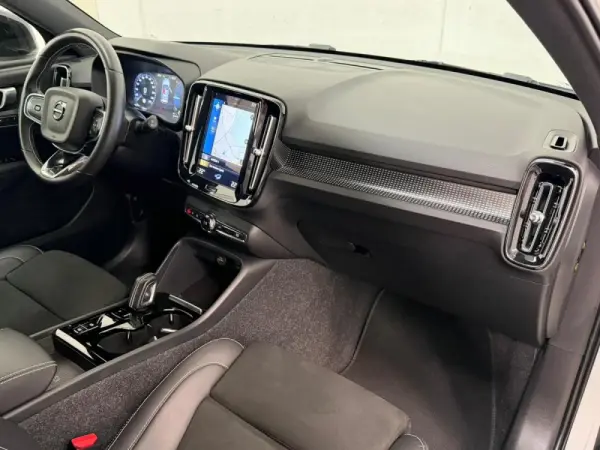 Volvo XC 40 1.5 T4 PHEV R-Design 25