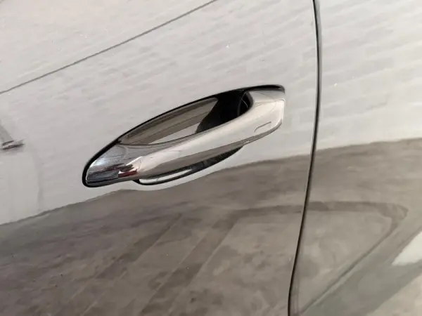 Porsche Cayenne Electric 5