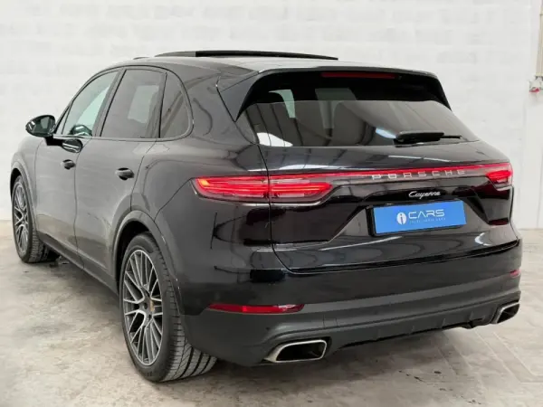 Porsche Cayenne Electric 44