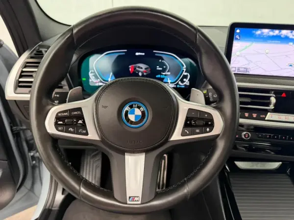 BMW X3 30 e xDrive Pack M Desportivo Pro 9