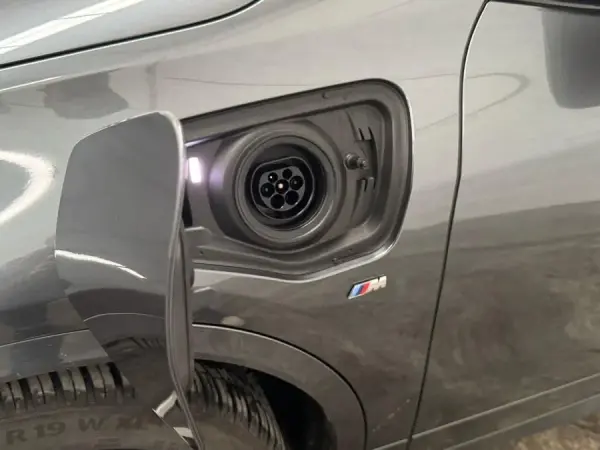 BMW X2 25 e xDrive X Pack M 6