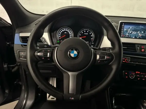 BMW X2 25 e xDrive X Pack M 16