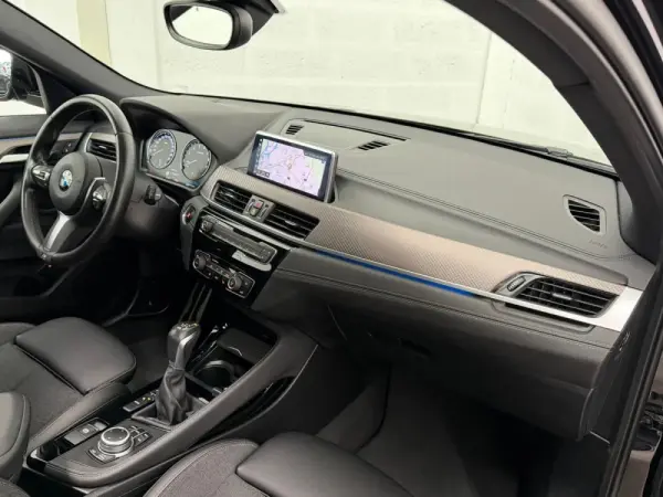 BMW X2 25 e xDrive X Pack M 29
