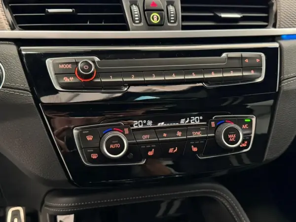 BMW X2 25 e xDrive Pack M 26