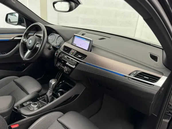 BMW X2 25 e xDrive Pack M 31
