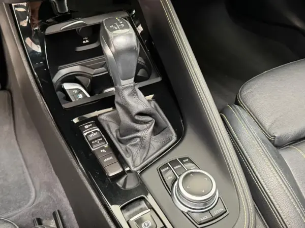 BMW X2 25 e xDrive Pack 50 anos M 30