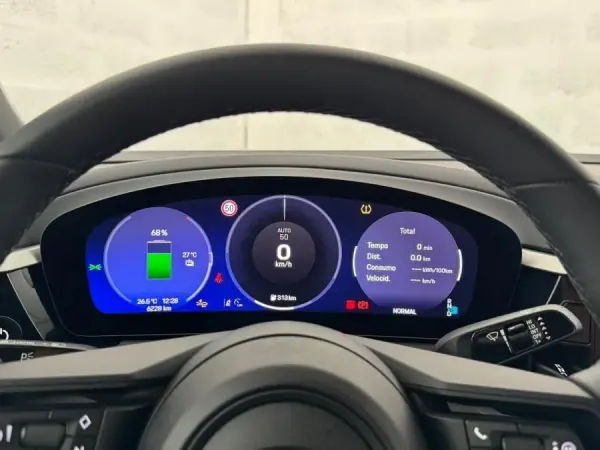 Porsche Macan Electric 4 16