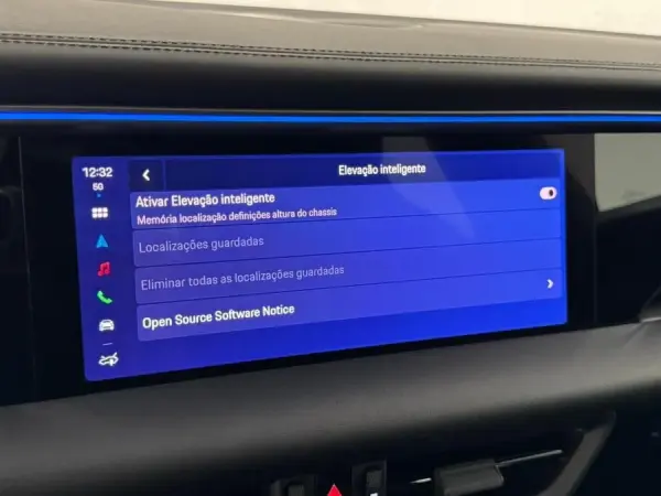 Porsche Macan Electric 4 27