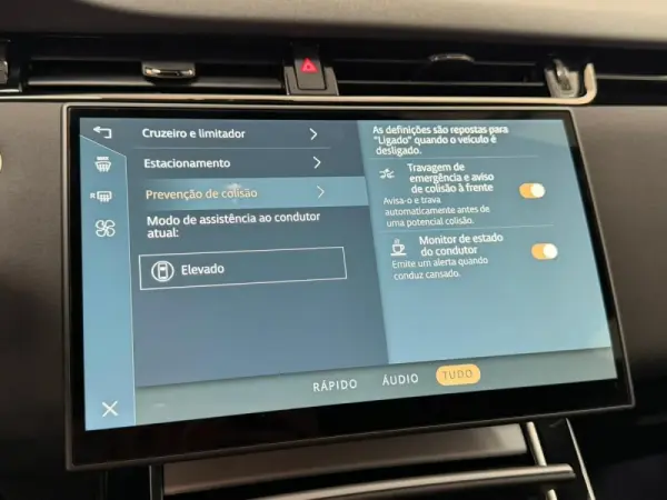 Land Rover Range Rover Evoque 1.5 P300e AWD Auto 21