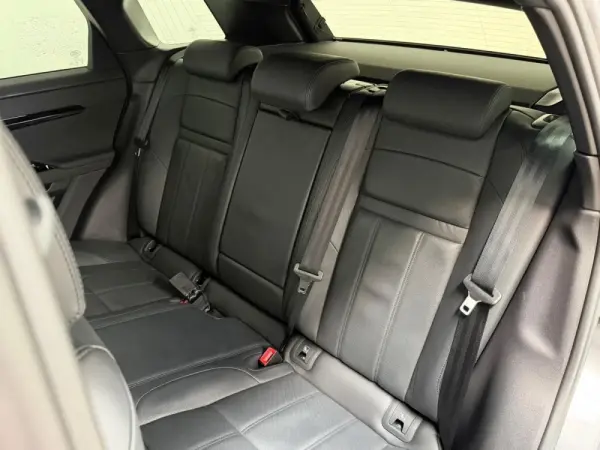 Land Rover Range Rover Evoque 1.5 P300e AWD Auto 40