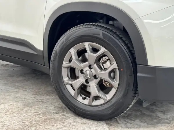 Jeep Avenger Altitude 9