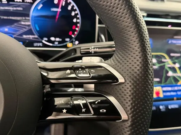 Mercedes-Benz E 300 de 15