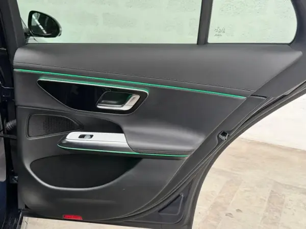 Mercedes-Benz E 300 de 55