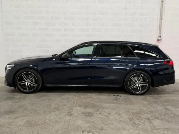 Mercedes-Benz E 300 de 56