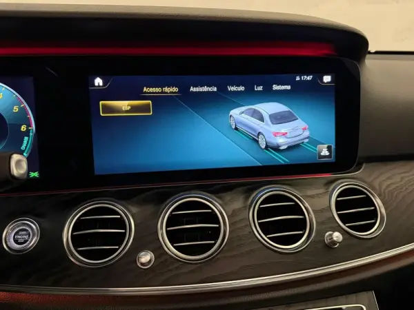 Mercedes-Benz E 300 de Avantgarde 4Matic 15