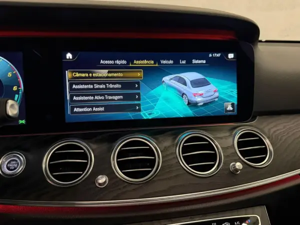 Mercedes-Benz E 300 de Avantgarde 4Matic 16