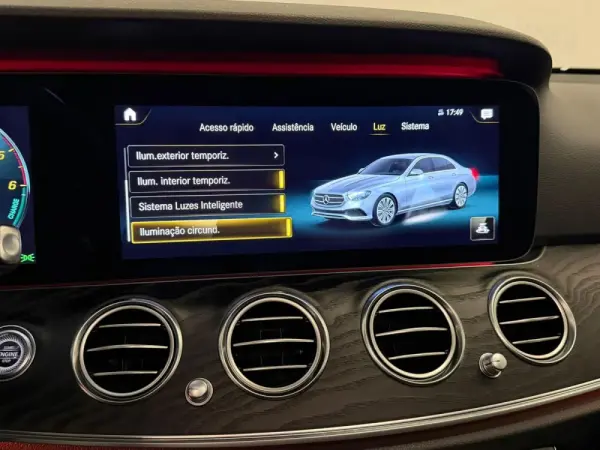 Mercedes-Benz E 300 de Avantgarde 4Matic 32