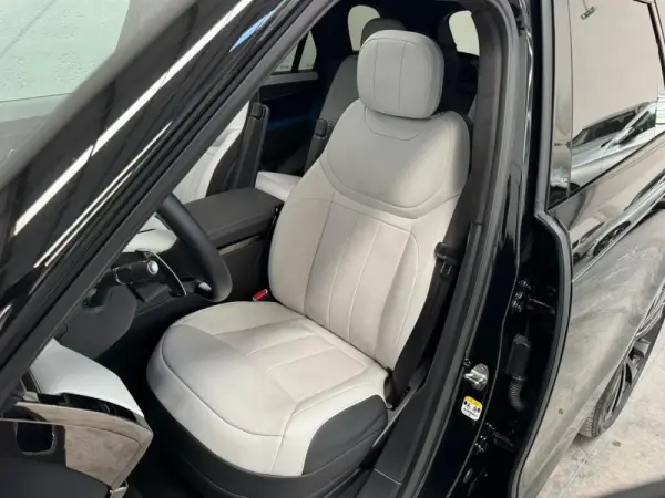 Land Rover Range Rover Sport 4.4 P530 Autobiography 10