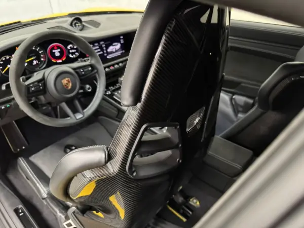 Porsche 911 (992) GT3 PDK 16