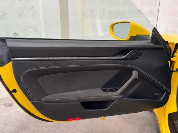 Porsche 911 (992) GT3 PDK 37