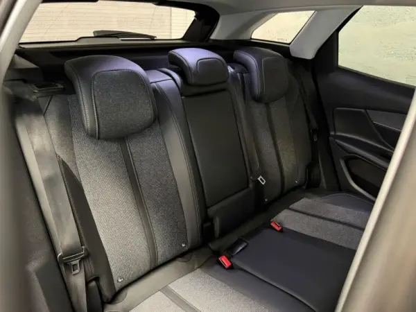 Peugeot 3008 1.5 BlueHDi Allure 37